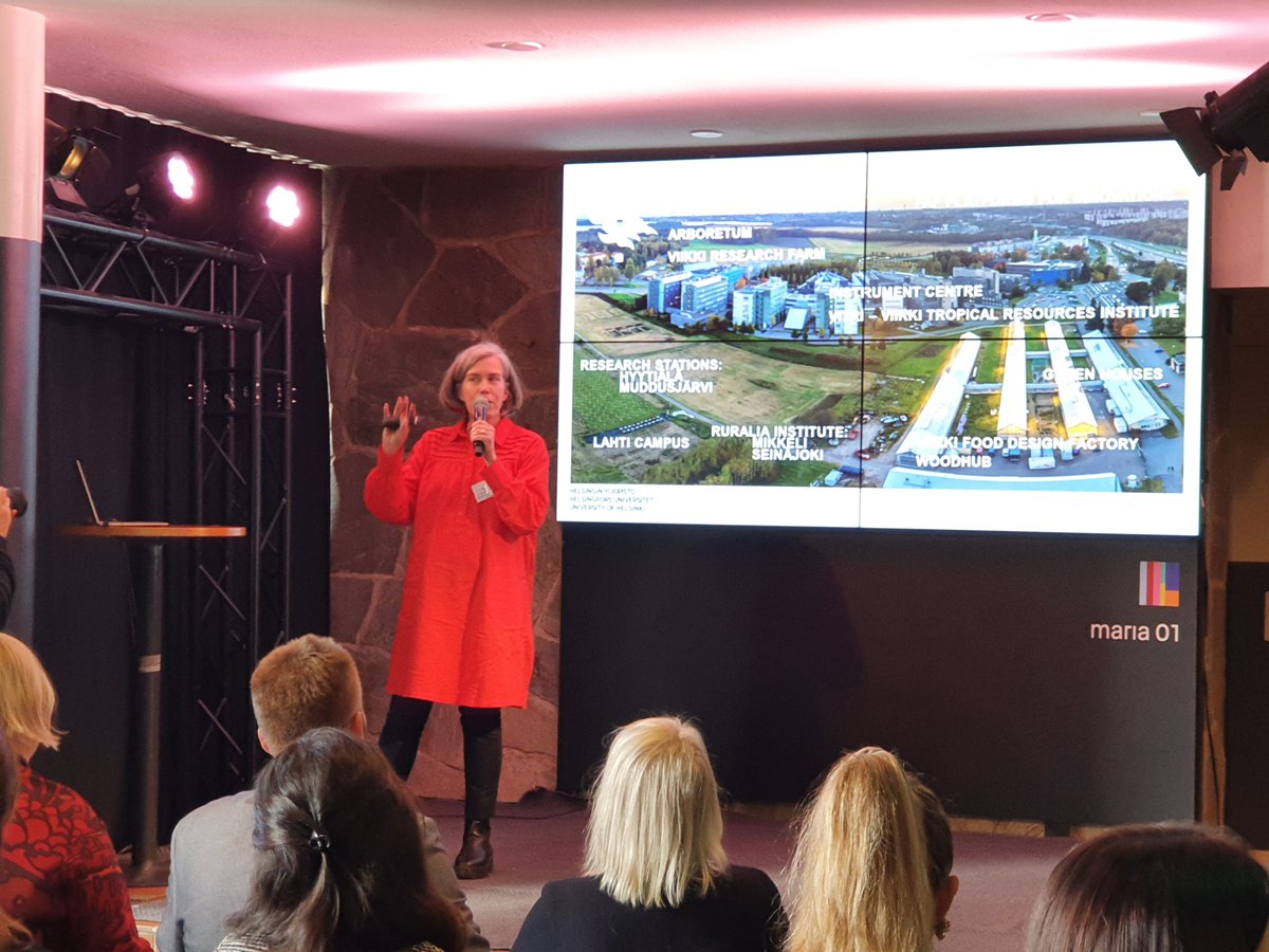 MaijaTenkanen's tweet photo. FANtastic afternoon of #EITFAN Demo Day has been kicked off 🌱🚀
@MariaZeroOne 
@MirvaLampinen @VTTFinland 
@Sensorymari @AgriForHelsinki 
@EITFood 
Next on stage exciting pitches from ten great EITFAN Helsinki Hub 2022 teams.
#innovations #startups #food #foodsystem https://t.co/UmRWfd5rTM