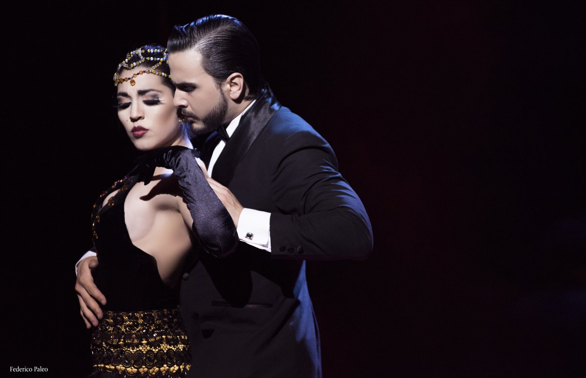 LondonLivingUK's tweet photo. Tango After Dark @Sadlers_Wells | October 11 - 22, 2022

Argentina comes to the UK! @GermanCornejoDC's ten dancers, two singers and seven musicians bring the fiery mood and mystery of #tango to London's bleak autumn nights.

https://t.co/zrHvjGDMmP 🔥 https://t.co/pyp3bC4cju