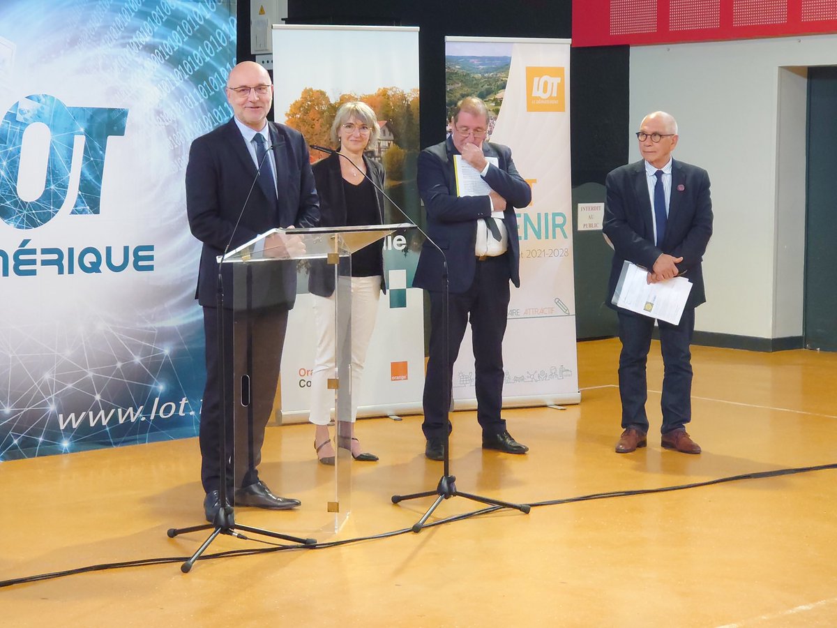 Très heureux de célébrer la 100000ème prise raccordable FTTH dans le Lot. Fier d'accompagner le département et le syndicat numérique dans son projet d'aménagement numérique de son territoire. Bravo à <a href="/ALLianceTHD/">ALLiance Très Haut Débit</a> et  un grand merci à l'ensemble de nos partenaires 👏