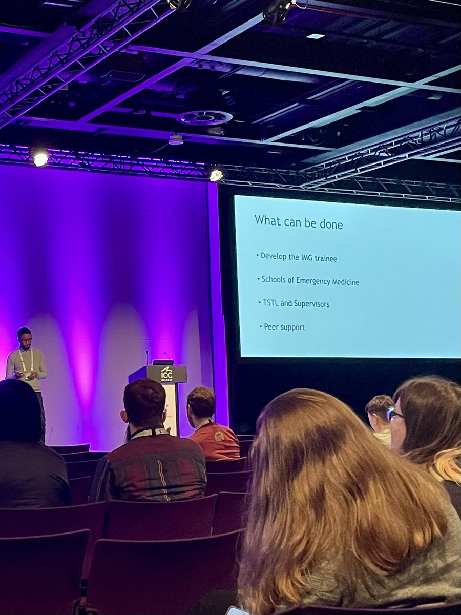 What is #differentialattainment? The pass rate for postgrad exams is 41% for #internationalmedicalgraduates compared with 75% for UK white graduates and 63% for UK black and minority ethnicities. Dr Ahmed Ali highlights what can be done about this @EMTAcommittee session #RCEMasc