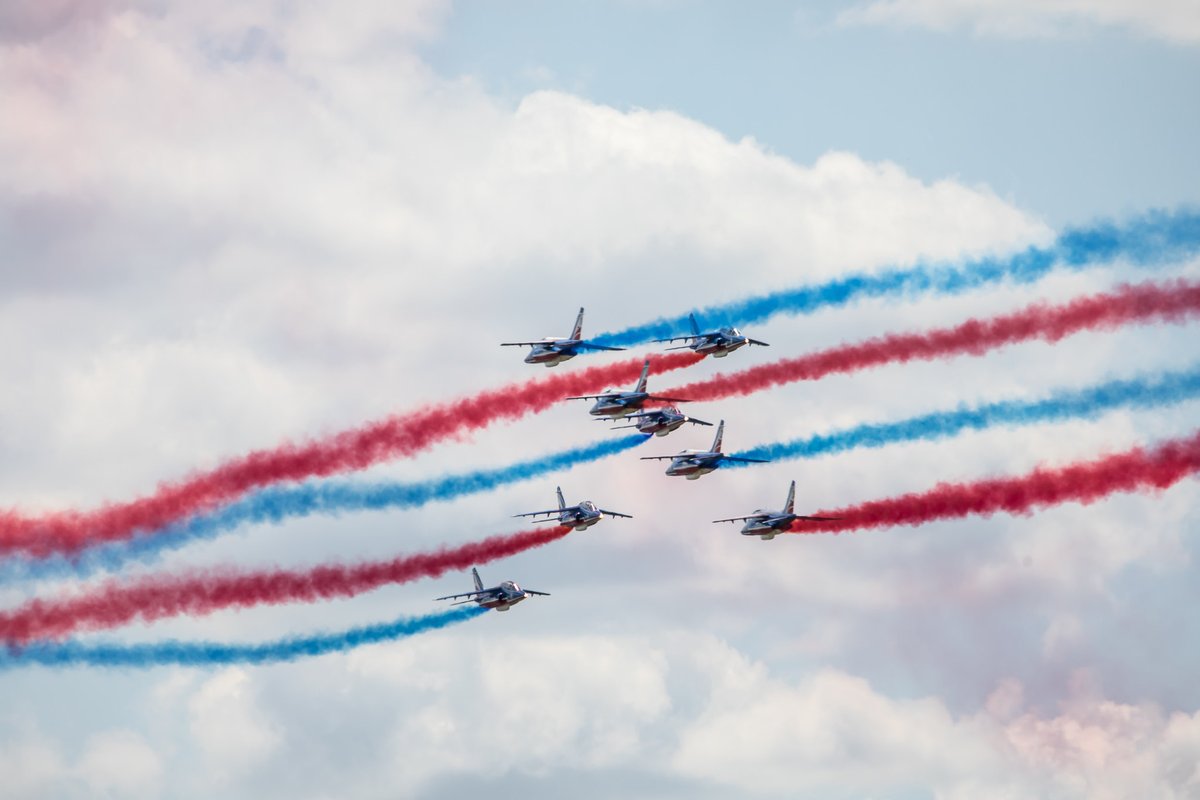 risingSUD's tweet photo. ✈️Vivez l’expérience du @salondubourget du 19 au 25 juin 2023 (Paris Nord Villepinte) !
Vous êtes une entreprise de l’#aéronautique, du #spatial ou de la #défense, participez à cet événement 👉 https://t.co/k7FbeKwcOz
Pour en savoir + 👉 https://t.co/qpEKSS9ydI
@MaRegionSud https://t.co/nMPe6aOEsu