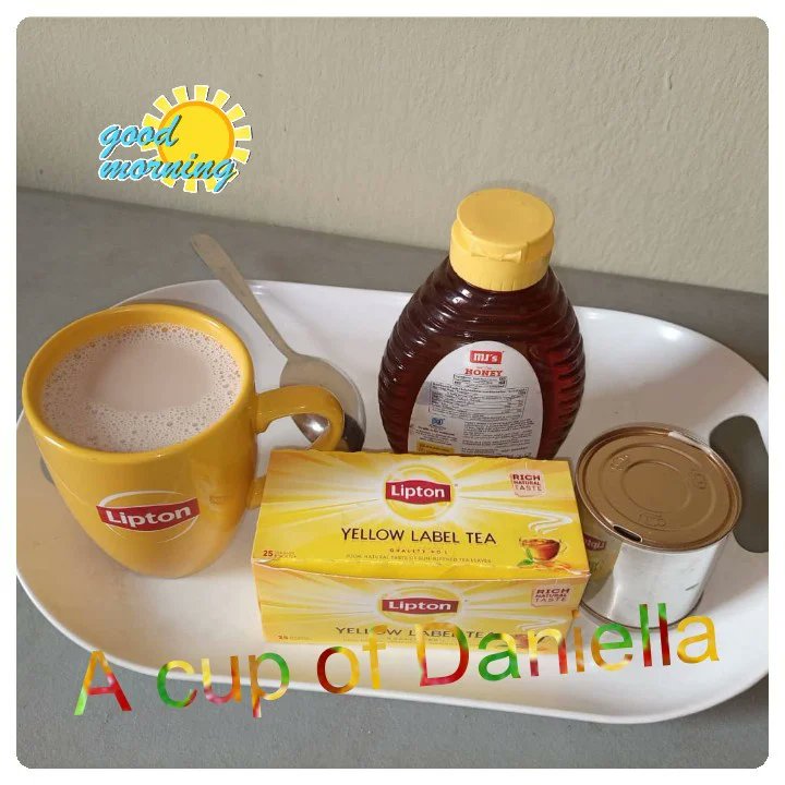 CybilEluemelem's tweet photo. @LiptonNG  I had fun making my bbn favourite cup of tea which i call a cup of Daniella. I used Lipton Yellow tea label,milk,ginger,apple,honey and milk and it taste so great and it is highly nutritious 👍  #MyLiptonRecipe #BBNNaijaXLipton https://t.co/nEBwEgyBC6