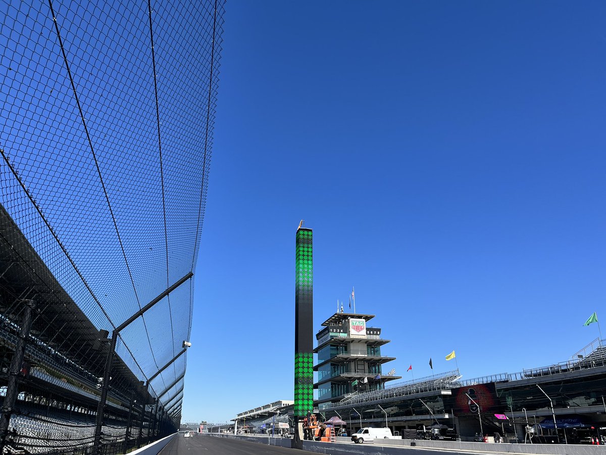 Today is #GreenSportsDay, and we're lighting green to increase awareness for climate action.

#IMS works closely with partners like <a href="/WasteManagement/">WM</a> to be a more sustainable racetrack through greenhouse gas reductions, alternative energy adoption and materials management.