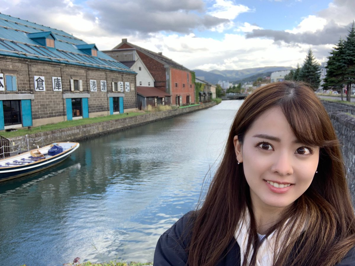 ayaya1825's tweet photo. みんなのおかげで厚着して
北海道きたらちょうどよかったよ☺️
ありがとう〜💗！！
まじで冬！！さむすぎ！！笑
自撮りするの恥ずかしくてやばかった🤣 https://t.co/wAGo20bhQu