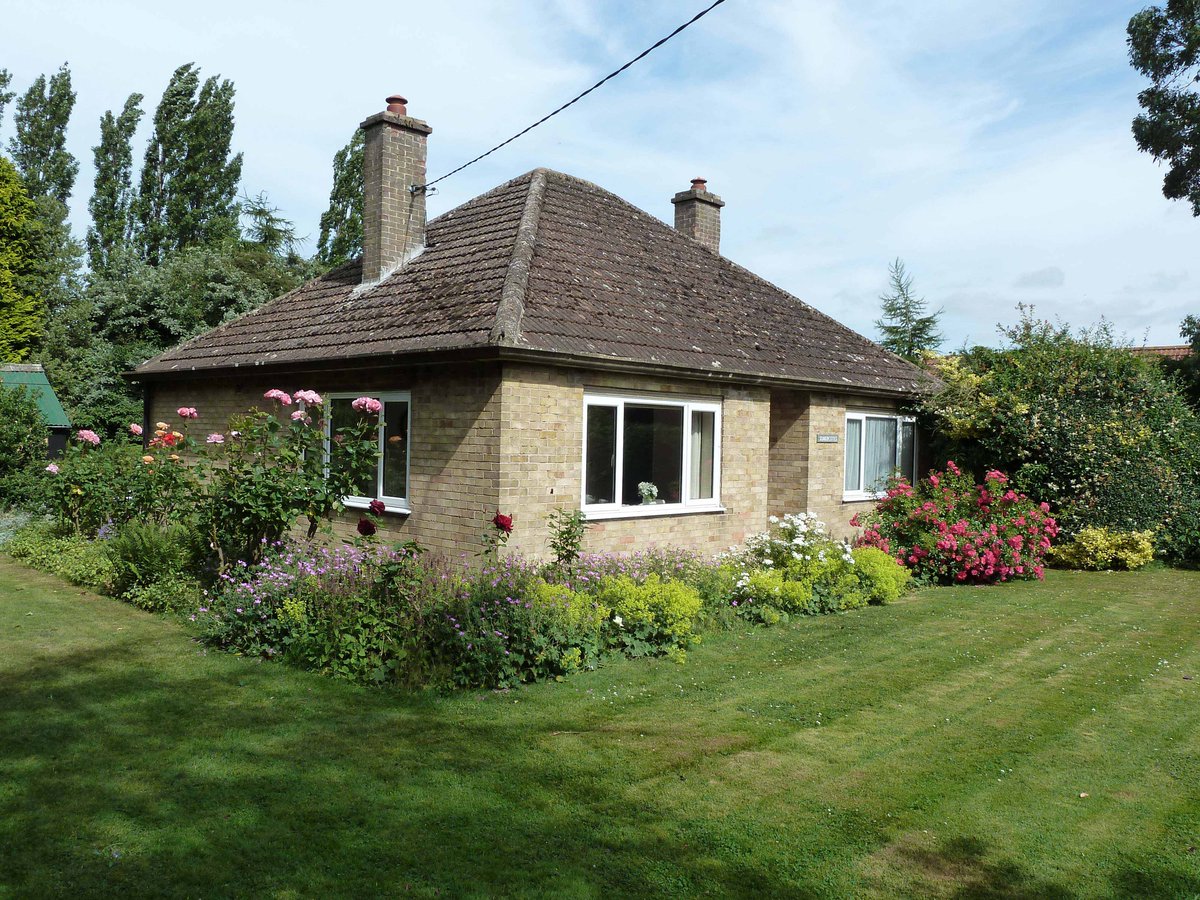 aroundaboutbrit's tweet photo. Boston is the nearest local town to Somercotes, with good shopping and many attractions. Book your next holiday and explore Lincolnshire.
https://t.co/azAHBt6vBb
#SelfCatering #Holiday #Staycation #Family #Explore #Shopping #Attrctions #DaysOut #Sutterton #Boston #Lincolnshire https://t.co/rvw7mBixSo