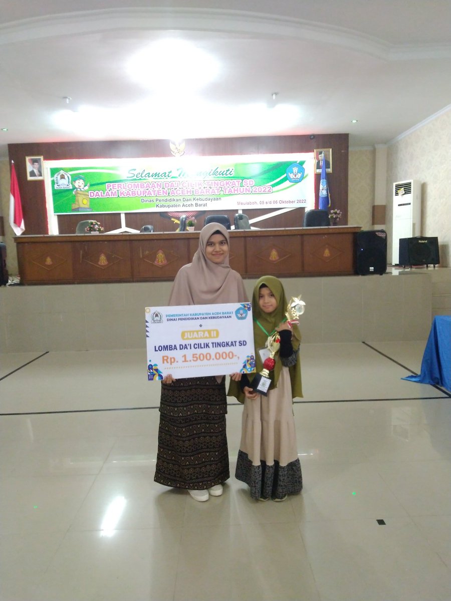 Terharuuuuuuu 
Alhamdulillah murid yg aku latih selama 2 mingguan ini dapat juara 2