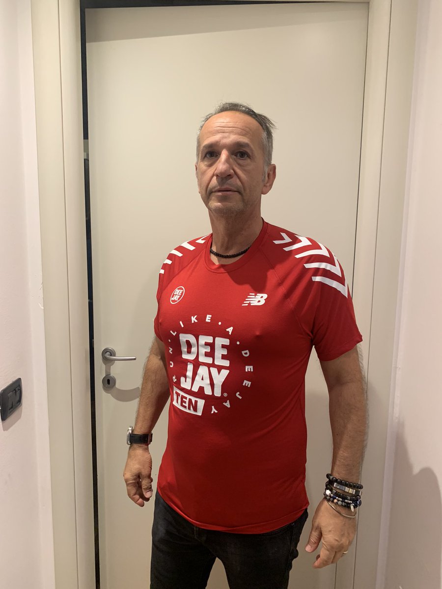 ildantedabere's tweet photo. @radiodeejay https://t.co/J5RYMNL5CK