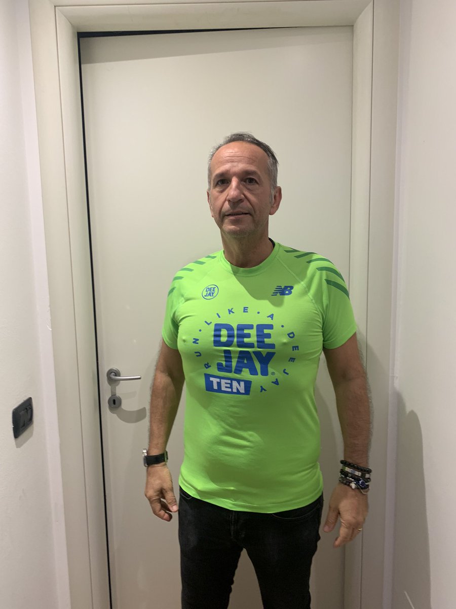 ildantedabere's tweet photo. @radiodeejay https://t.co/H9ToyQmL1q