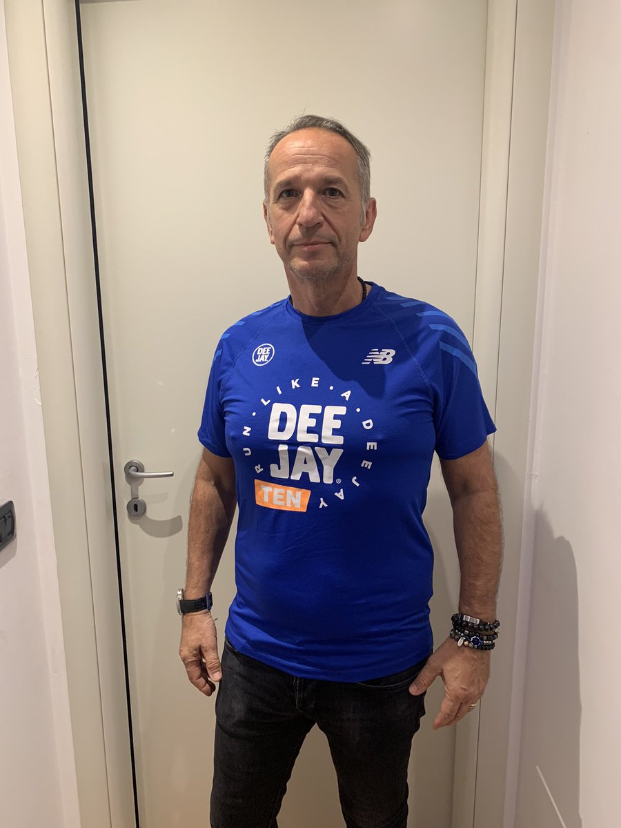ildantedabere's tweet photo. @radiodeejay https://t.co/H9ToyQmL1q