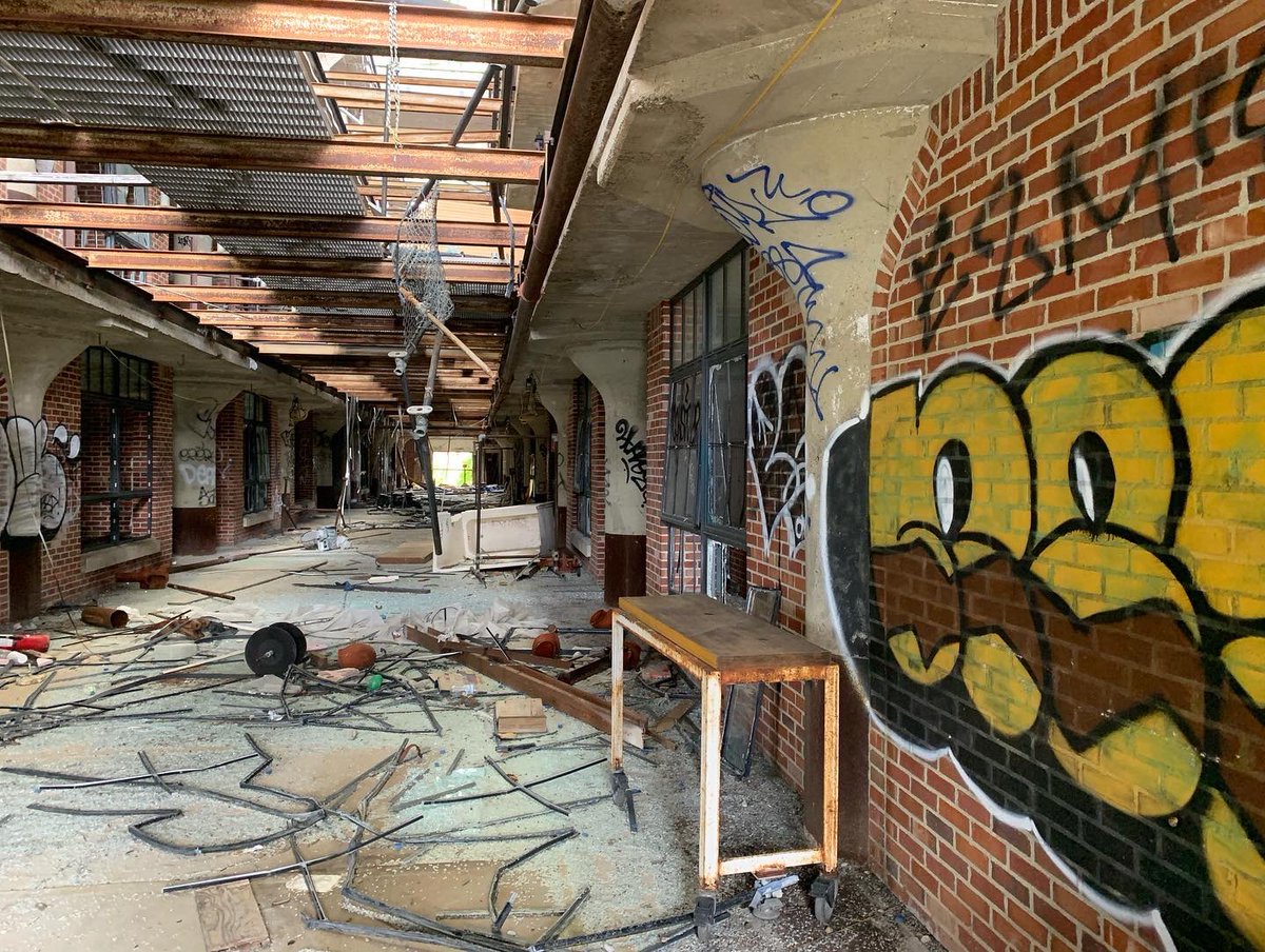 A deep THANK YOU for the overwhelming support as we fight to put land in the community’s hands! We have until tomorrow morning to raise sufficient funds to be a strong contender at the Forbes auction. Help us reach our goal by investing in Chelsea ➡️ bit.ly/3fO8N8Y!