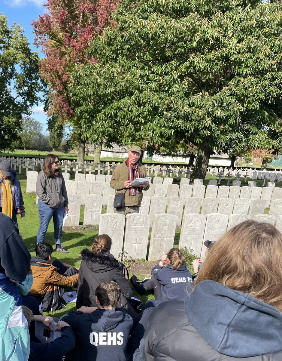 QEHS_English tweet media