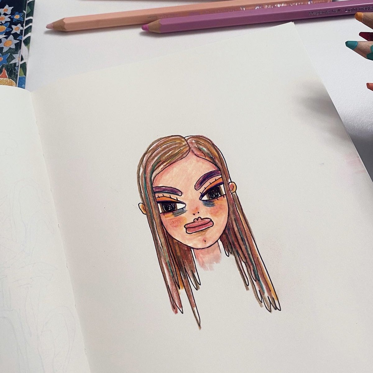 Simply tired🥱 
#selfie #selfportrait