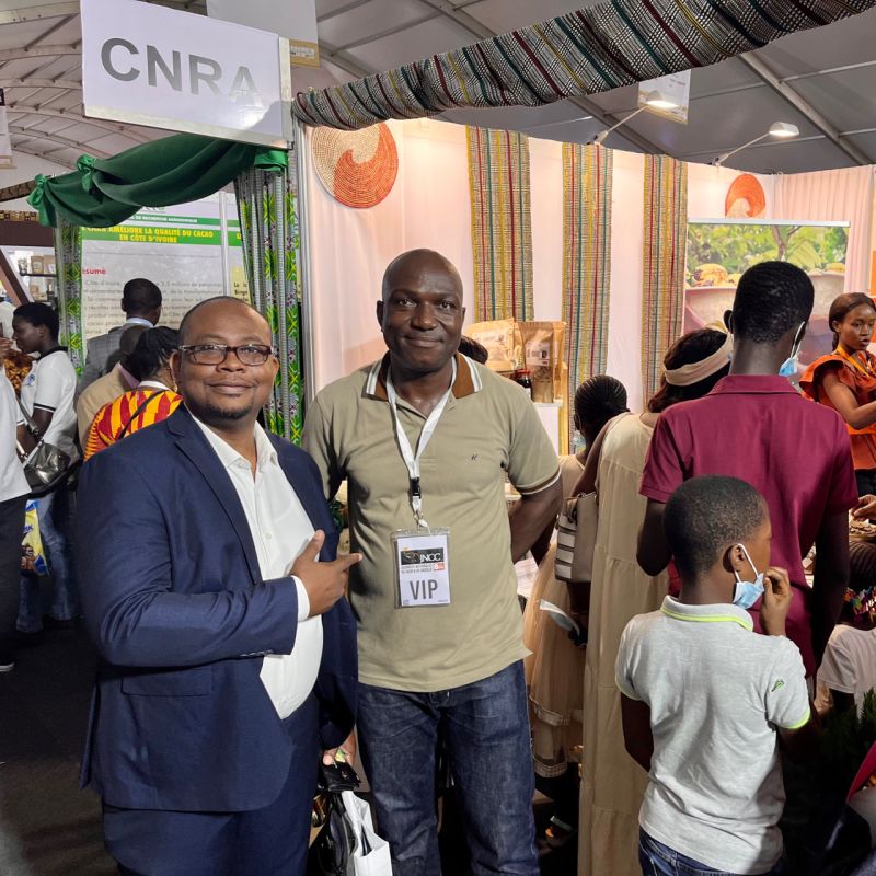 NLAgri_CdI_SEN's tweet image. #localprocessing #CotedIvoire This week we marked the National Cocoa &amp;amp; Chocolate Days with discussions focused on increasing in-country #processing of cocoa: a🔑ambition for the coming years. #opportunities  #NLbusinesses to step in with knowledge/technologies/local investments.