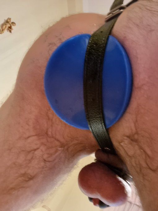 Using my new @ToppedToys #grip115 to keep my ass pussy open. Bittersweet sensation when a new plug pops<a class="tags" target="_blank" title="On Twitter" href="/?out=eyJ0eXAiOiJKV1QiLCJhbGciOiJIUzUxMiJ9.eyJpYXQiOjE3MjQ5MjE4NDgsImlzcyI6InR3cG9ybnN0YXJzLmNvbSIsIm5iZiI6MTcyNDkyMTg0OCwiZXhwIjoxNzU2NDU3ODQ4LCJyZWRpcmVjdF91cmwiOiJodHRwczovL3R3aXR0ZXIuY29tL1RvcHBlZFRveXMifQ.0Hbe05HwbX0klP-sYoHe78m3l1zs_NFWxCwmex49qSDclwV2HdU8KWzBXVSCLwu2RFAXegdKScnQG1VQn-EFQw">@ToppedToys</a><a href="/tag/grip115"class="tags">#grip115</a>