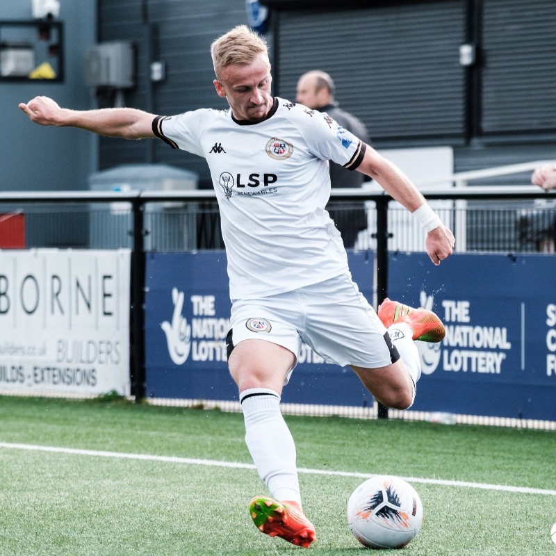 bromleyfc's tweet photo. 🚨 Calling all Palace fans 🚨

If you're looking for your Saturday football fix ahead of your game on Sunday, head down to Hayes Lane and back the Ravens against Gateshead!

You can also check out loanee, Reece Hannam 👀

#WeAreBromley | #CPFC