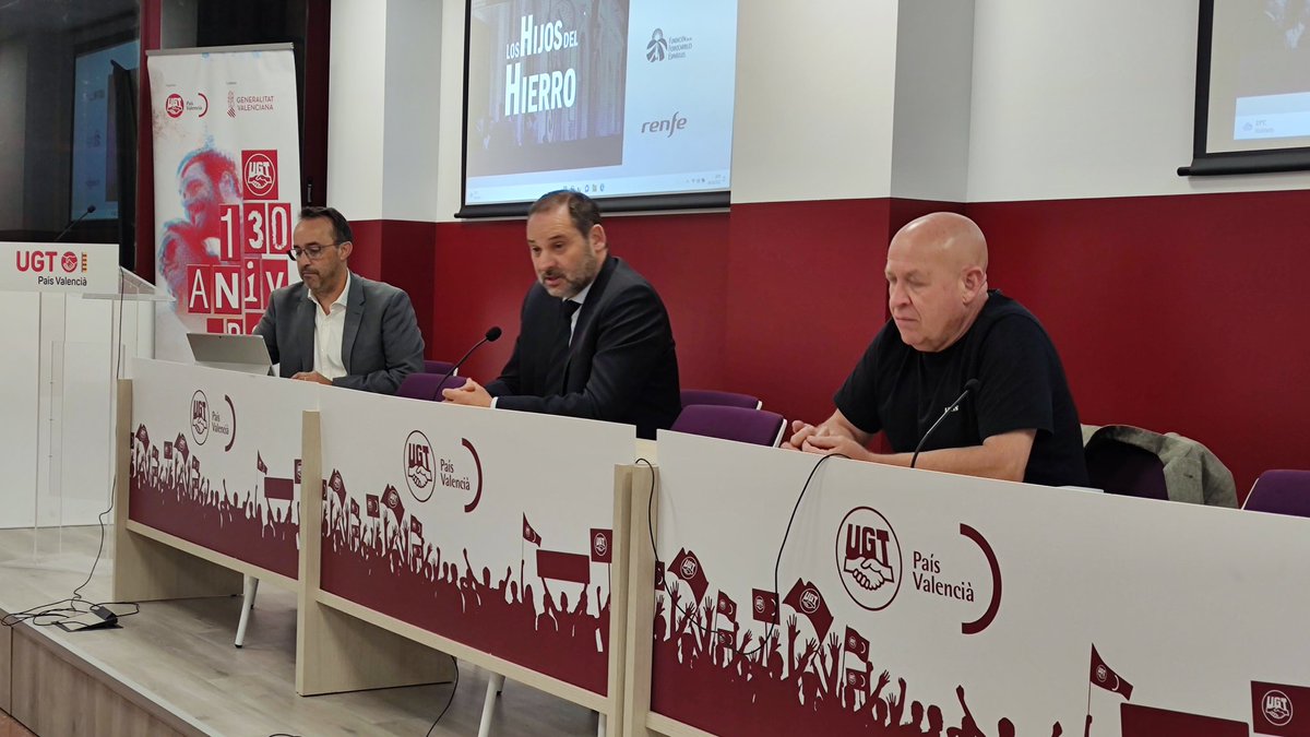 UGTPV's tweet photo. Intervienen también el exministro de transportes @abalosmeco y Ángel Ruiz de @FeSMC_UGT.
"Los ferroviarios estaban fuertemente sindicalizados y había que reprimirlos: 90.000 de esos trabajadores sufrieron depuración. De esos, 30.000 fueron condenados y 3.000 desaparecieron." https://t.co/bUmsvmDvKb
