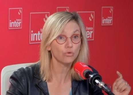EchodelaBoucle's tweet photo. 🔴Plan sobriété : « J’encourage les Françaises à cesser de s’épiler pour profiter des vertus isolantes de leurs poils », préconise Agnès Pannier-Runacher https://t.co/iTer5obDUW