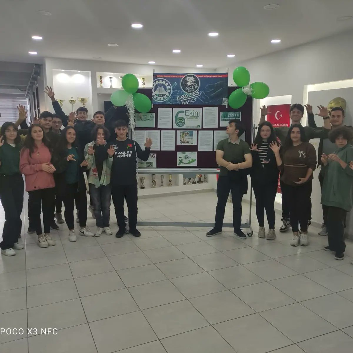 frcteam6948's tweet photo. EAGLES #6948 Okulumuzda 6 EKİM  SEREBRAL PALSİ FARKİNDALİK GÜNÜNDE ARKADASLARİMİZ VE ÖGRETMENLERİMİZLE BİRLİKTEYDİK. https://t.co/wicv91qJsL