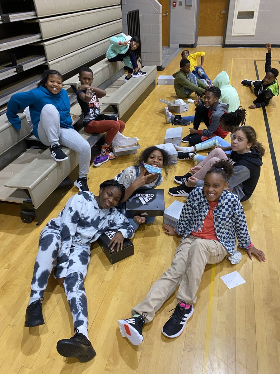 Sunnyside School tweet media