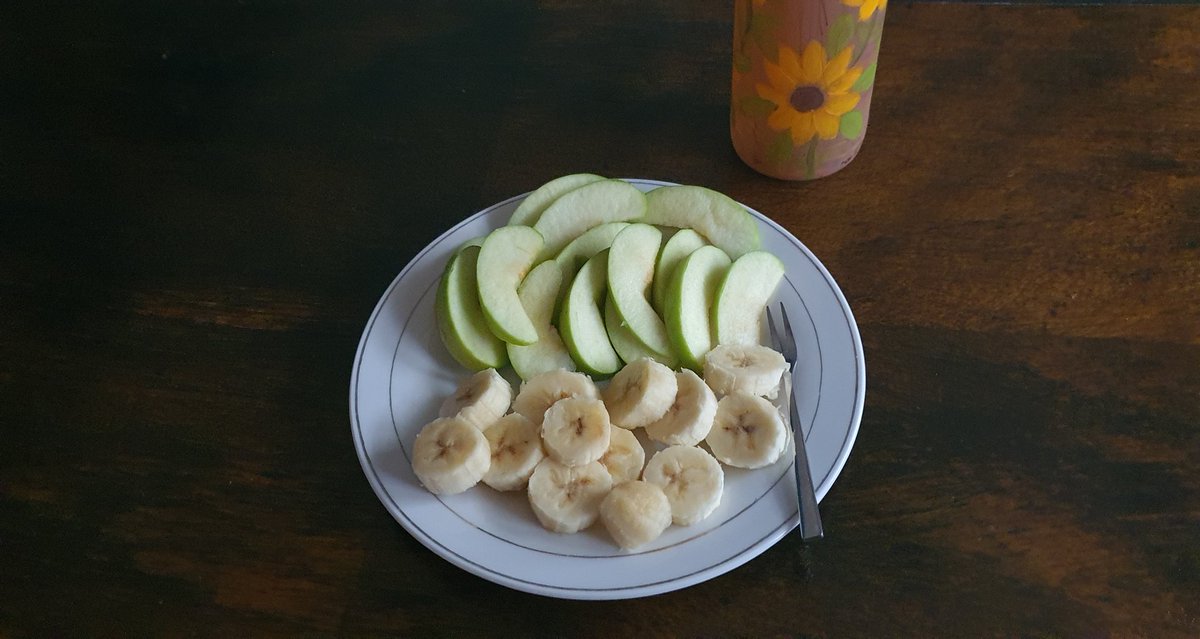 Me desperté tarde hoy, y desayuné tarde... 🙂👍🏻😋🍽