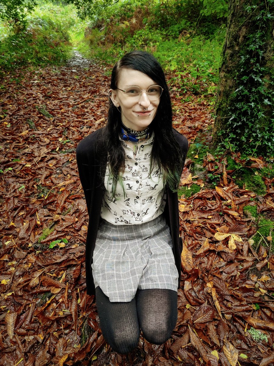 Stumbled across a witch in the woods👻 @KayzeCutie visiting me for a ...