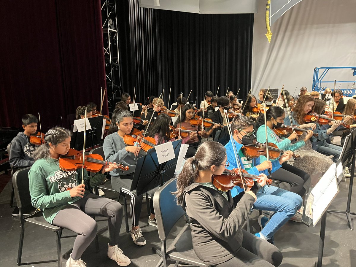 Mrs. Xydas tweet media