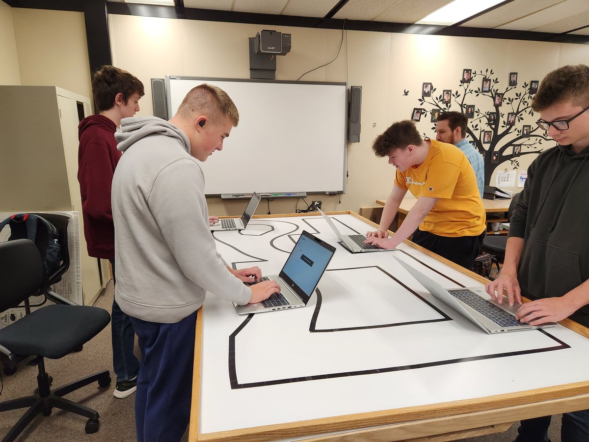 Sophomores performing stress tests on Senior apps!
#weareoc
#ComputerScience
#testing
<a href="/OCSuper/">Aaron L. Polansky</a>