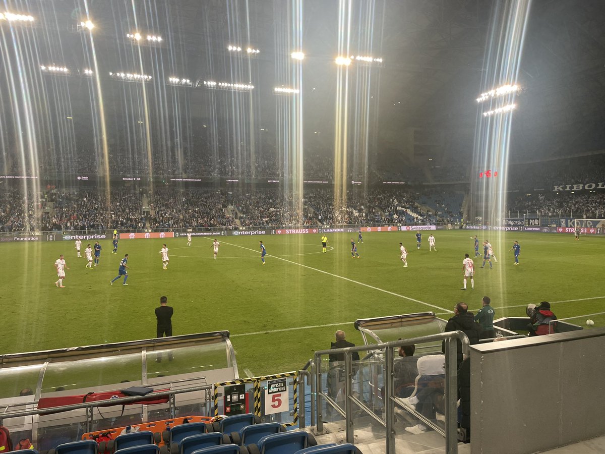przemeksalanski's tweet photo. @UEFAConfLeague https://t.co/nNAuZFHmJF