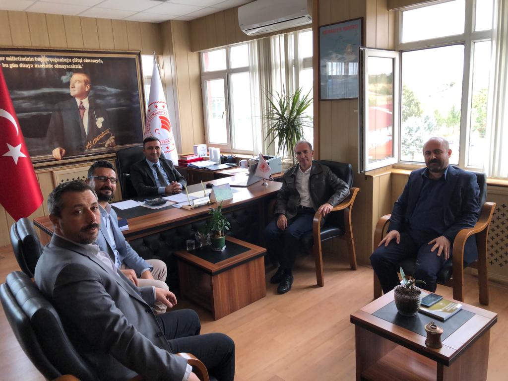 Üniversitemizin eğitim öğretim, araştırma-geliştirme ve toplumsal katkı alanlarında verdiği hizmet kalitesinin sağlıklı bir şekilde ölçülmesi, iyileştirilmesi ve sürdürülebilirliğinin sağlanması amacıyla paydaşlarımızın görüş ve değerlendirmeleri önem arz etmektedir.