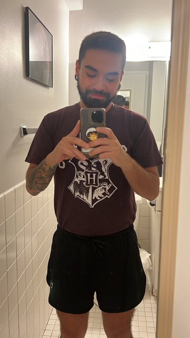 Ready for the gym #Motivated #LGBTQ https://t.co/tOYOQnfxD7<a href="/tag/motivated"class="tags">#Motivated</a><a href="/tag/lgbtq"class="tags">#LGBTQ</a>