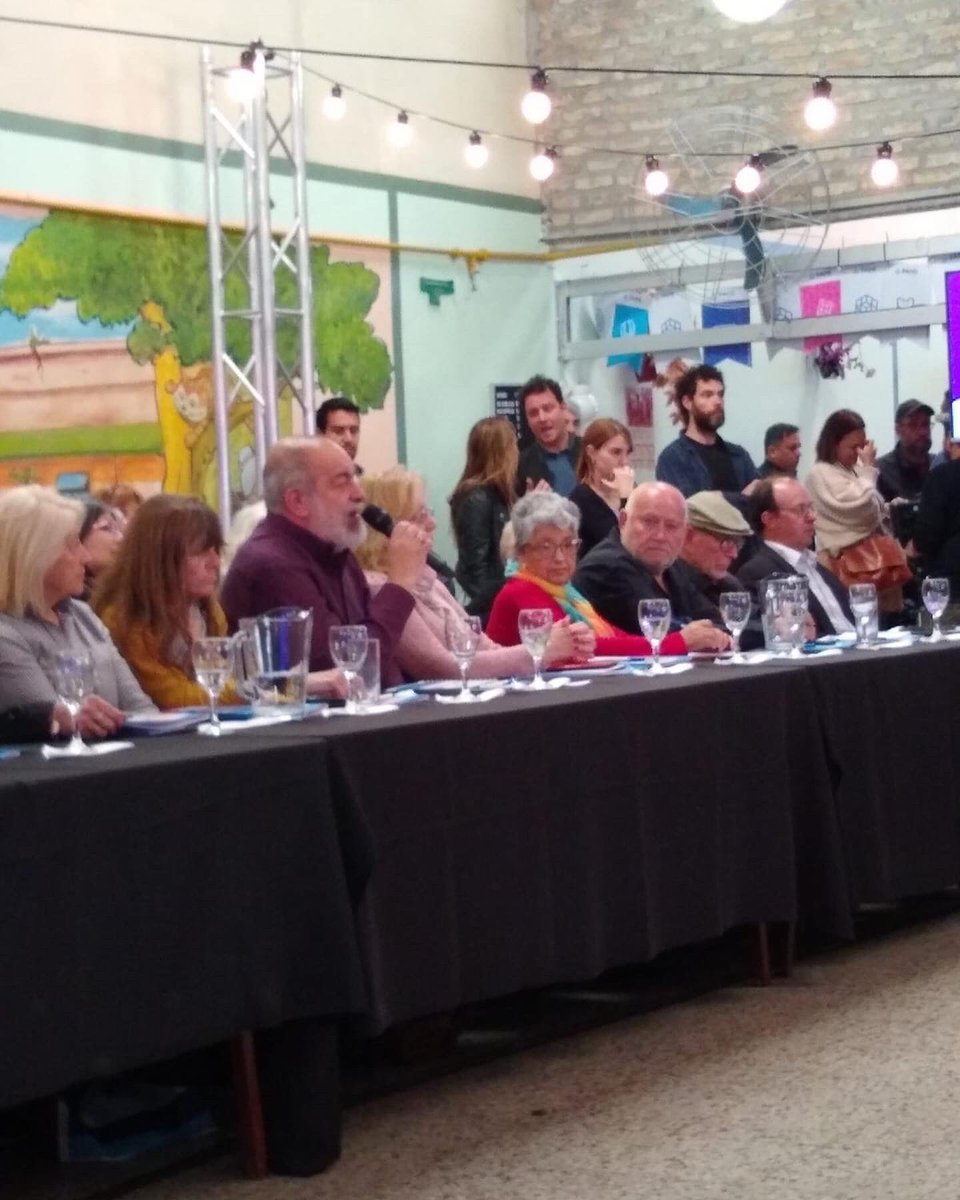 federacionfvt's tweet photo. El Encuentro se llevó acabo en el Centro de jubilados y pensionados Villa Otamendi.

Estuvieron presentes @luanavolnovich, Facundo Zarate, Mónica Roque, Federaciones y Centros de Avellaneda - CABA, Berazategui, La Matanza, Quilmes, San Martín, Vicente Lopez. https://t.co/0PuxPVewRG