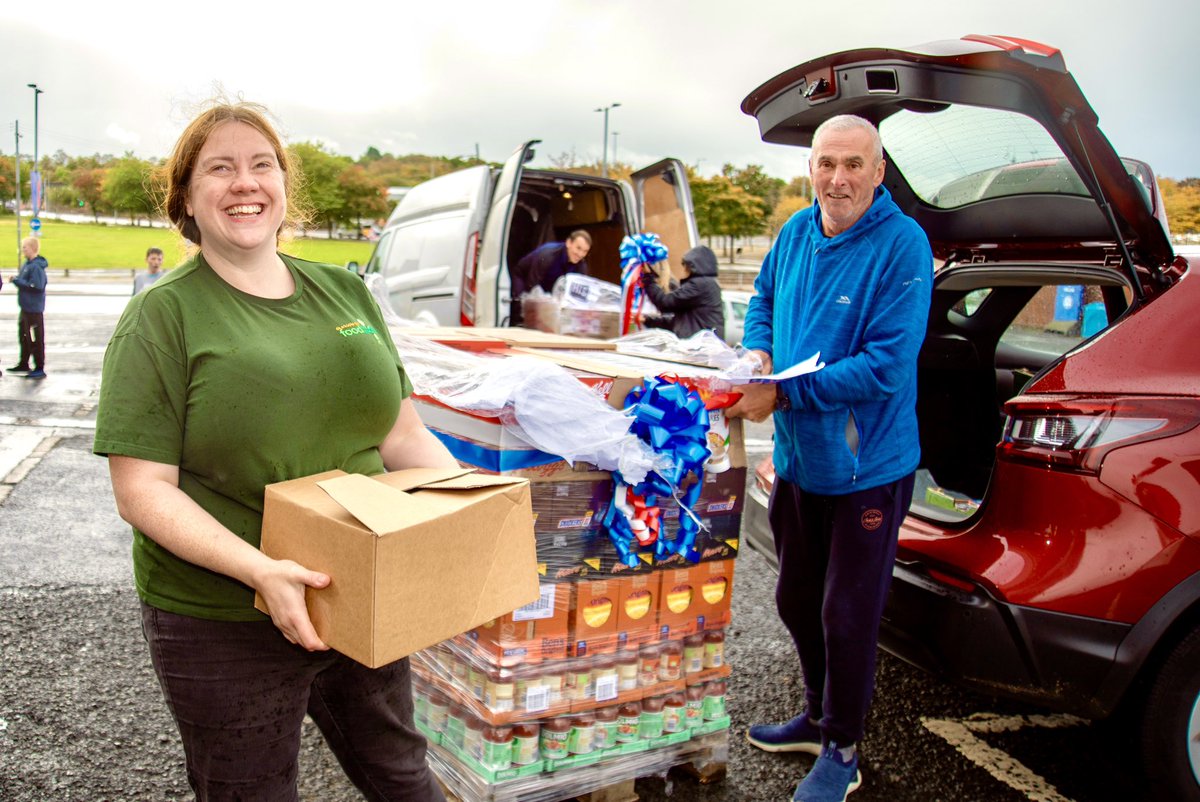 h15church's tweet image. What a day at Ibrox distributing over £25,000 retail value of food clothes &amp;amp; supplies to some amazing Glasgow charities who support vulnerable people in partnership with @RFC_Charity as well as launching our new mascot!! 💙🤍🙌❤️
Look out for our “Name the Roo” competition!! 🦘xx