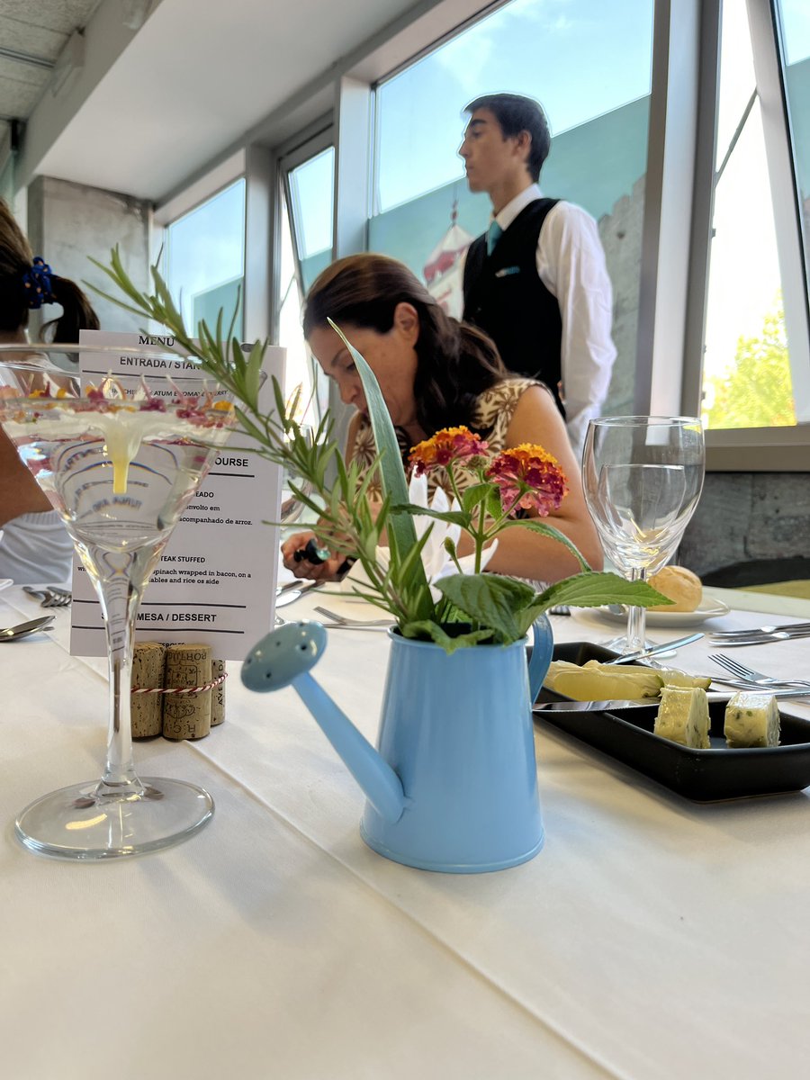 ErasmusTogether's tweet photo. Today we have enjoyed a delicious meal cooked and served by the students of the vocational cooking studies, Escola Secundaria Loulé. @sevoriental4 https://t.co/PCuS8EHXsi