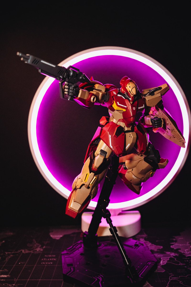 The one HG kit that I’ve been wanting for a long time and I finally got one and boy is it huge! Same size as most of my MG’s!
.
Mobile Suit: HG Hathaway’s Flash Me02R-F01 Messer Type F01
.
Camera: <a href="/SonyAlpha/">Sony | Alpha</a> A1 with the <a href="/Sigma_Photo/">SIGMA America</a> 35mm f1.4 lens
.
Insta: instagram.com/gundamvisuals?…