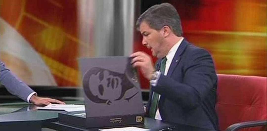 SorayaGale1906's tweet photo. DENÚNCIA DE VOUCHERS OFERECIDOS A ÁRBITROS. PARECE QUE FOI ONTEM, MAS JÁ LÁ VÃO 7 ANOS! OBRIGADA 🙏 https://t.co/48Ula62gvK