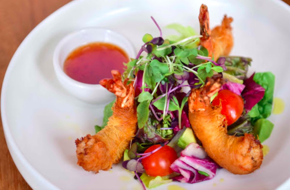 Enjoy #contemporary #Thai cuisine, elegantly presented in a relaxed and stylish environment with a glass of Monsoon Valley at <a href="/PataraLondon/">Patara Restaurants</a>! prfr.io/2RjDwuf