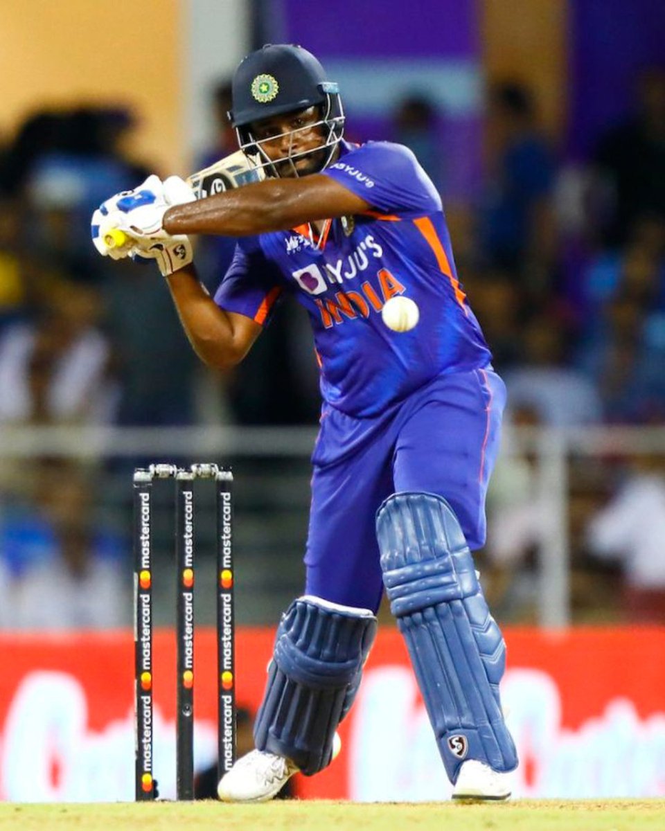 zarin_arif's tweet photo. 𝗪𝗲𝗹𝗹 𝗽𝗹𝗮𝘆𝗲𝗱 Sanju samson 👏🏼absolutely magnificent , Beautiful batting 86* (63)

#SanjuSamson #Cricket #IndvsSa
#Trending #TeamIndia https://t.co/r3Bz85xaAu