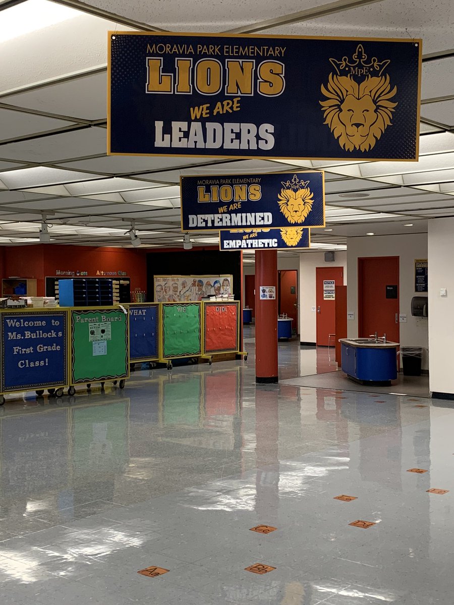 Returning back to the building after a boring day of Jury Duty, these beautiful new signs made me smile! <a href="/cmbradybrooks/">Caitlyn Brooks</a> continues to make our <a href="/moraviapark_105/">Moravia Park Elementary School</a> building welcoming to staff and scholars 😍 love it!! Thanks for the am inspo! #cln3theplacetobe