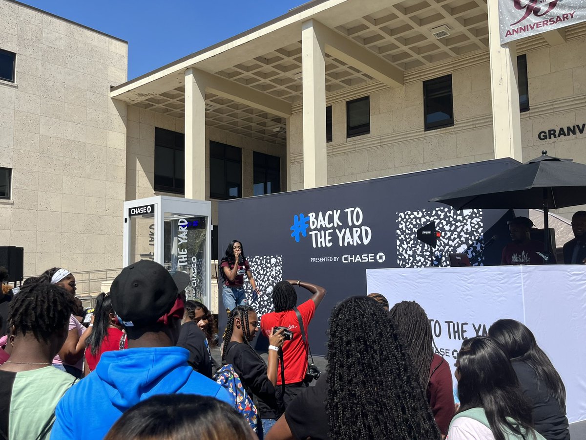 TexasSouthern's tweet photo. It’s happening on the yard - Back on the Yard, sponsored by #JPMoganChase until 3 p.m. Good food, games, fun and financial literacy. #TSUProud #B2TY https://t.co/RxdNfcHc2y