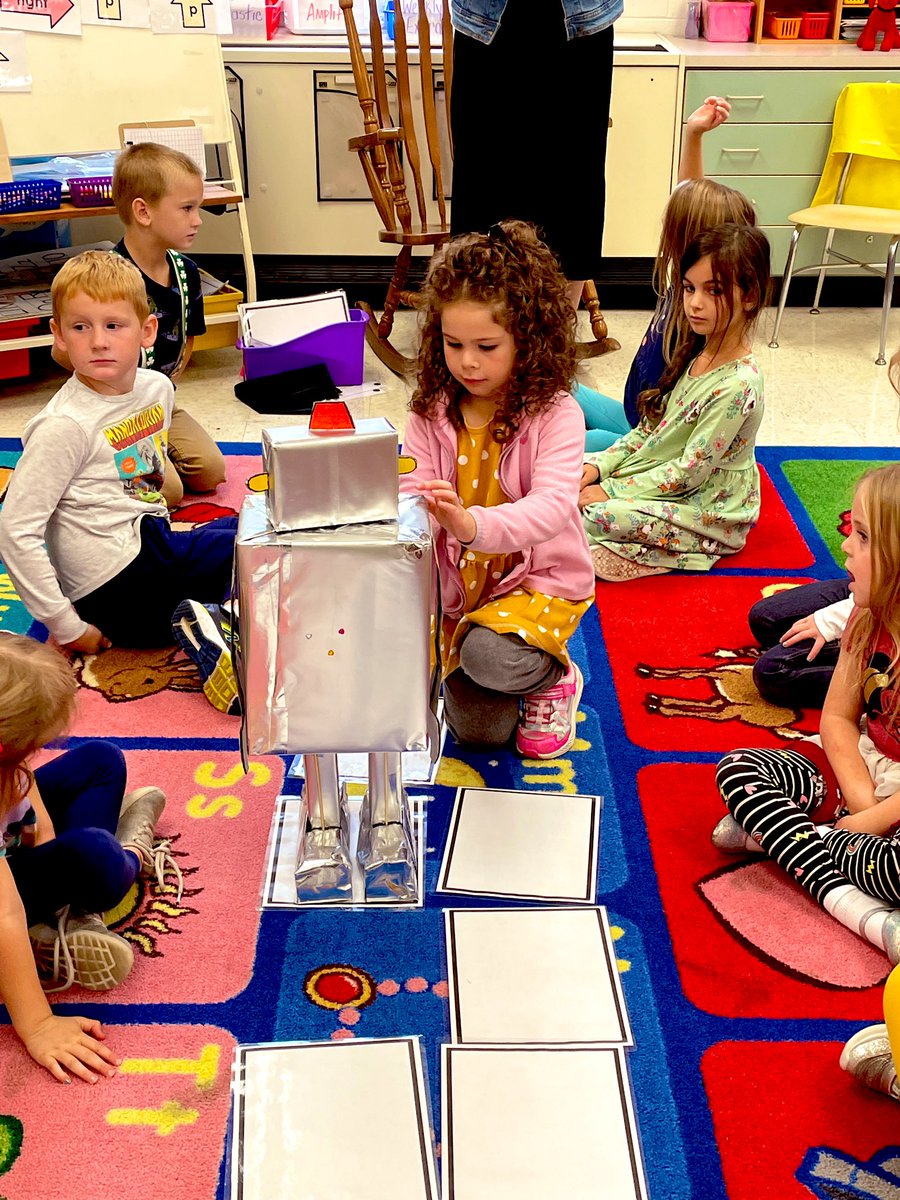 MrsW111's tweet image. Our robot friend met a new class of kindergarten coders today! They used directional coding to write a code for him to navigate through his path.  #codingkinders #hcsdlearns #hcsdcodes