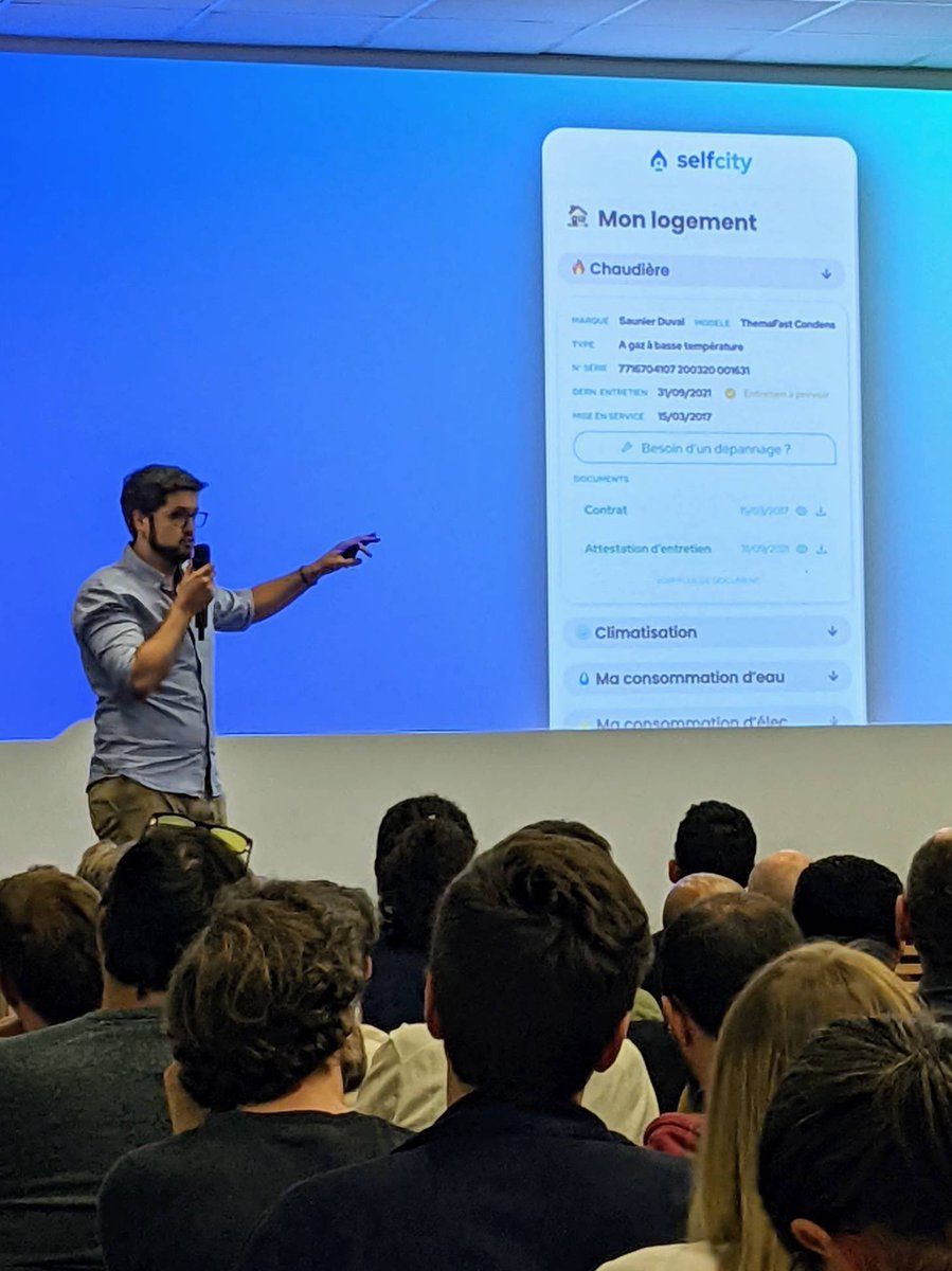 Jean-Baptiste nous présente le carnet de santé de votre logement 🏡 : vos historiques d'intervention, votre consommation au quotidien et une prise de rendez vous directement sur l'application ! #PtalkSelfcity #greentech #logementvert