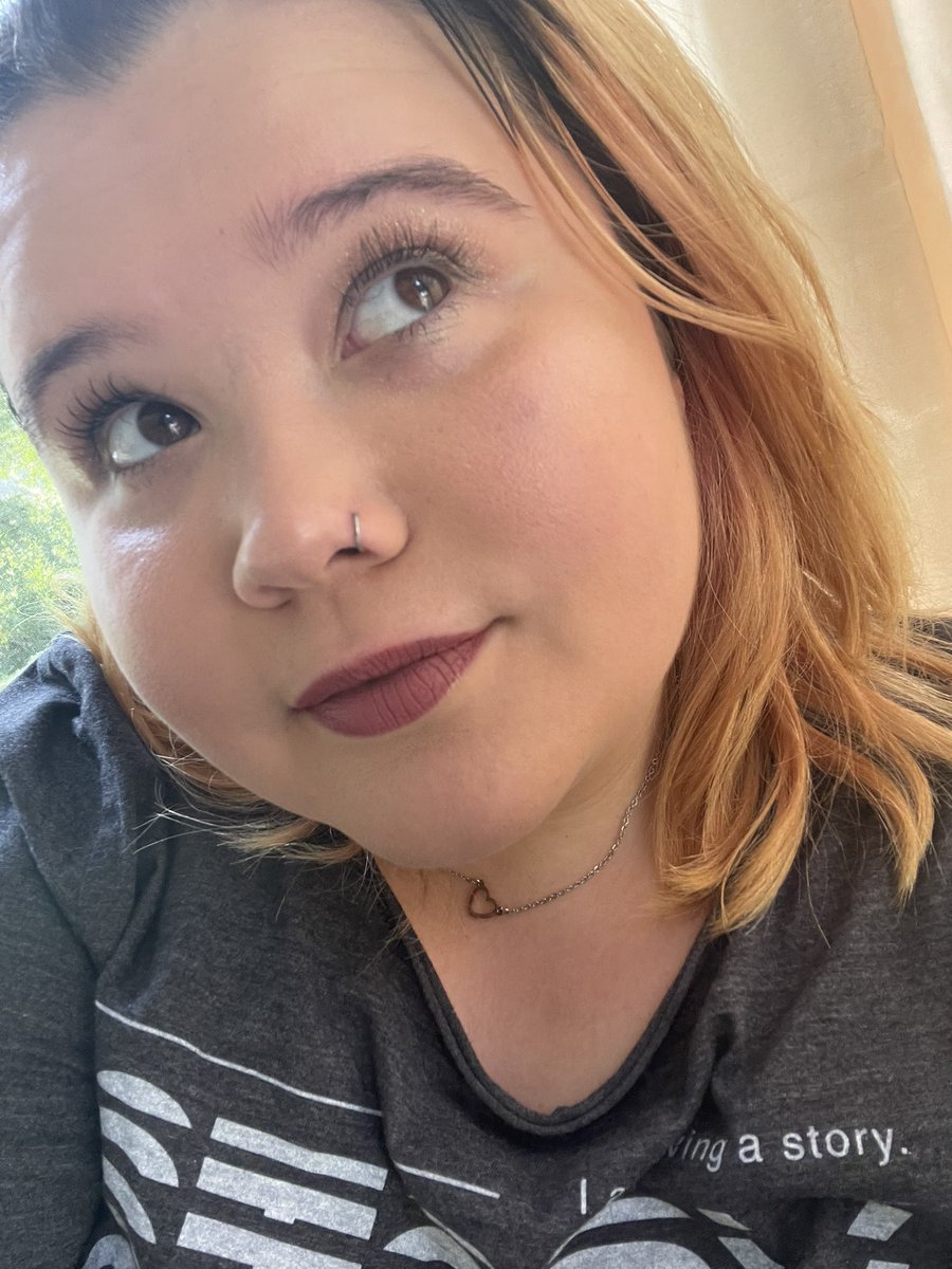 maniclighthouse's tweet image. Do you see that length?? All @aboutfacebeauty and the lips are af94