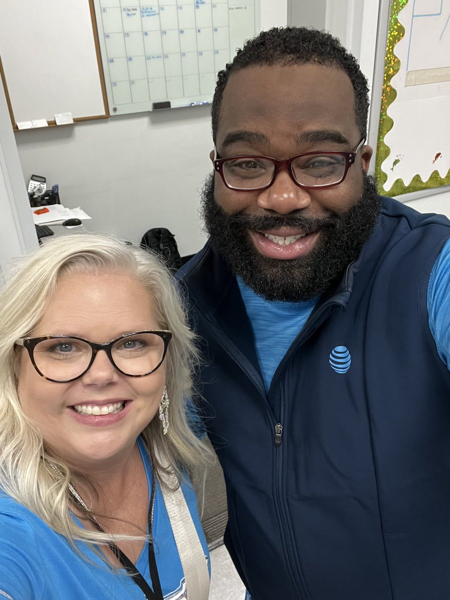 Kari Foxworth tweet media