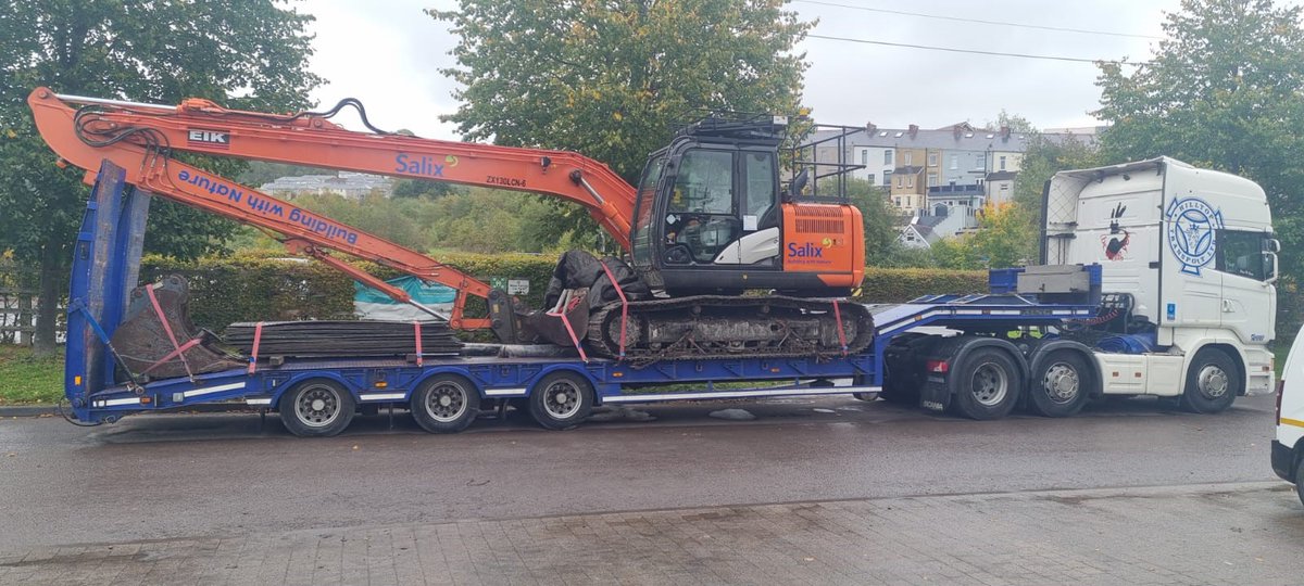 Something different from our normal loads.  A great asset to the fleet. Give us a call for all your transportation needs #hilltoptransport #lowloader