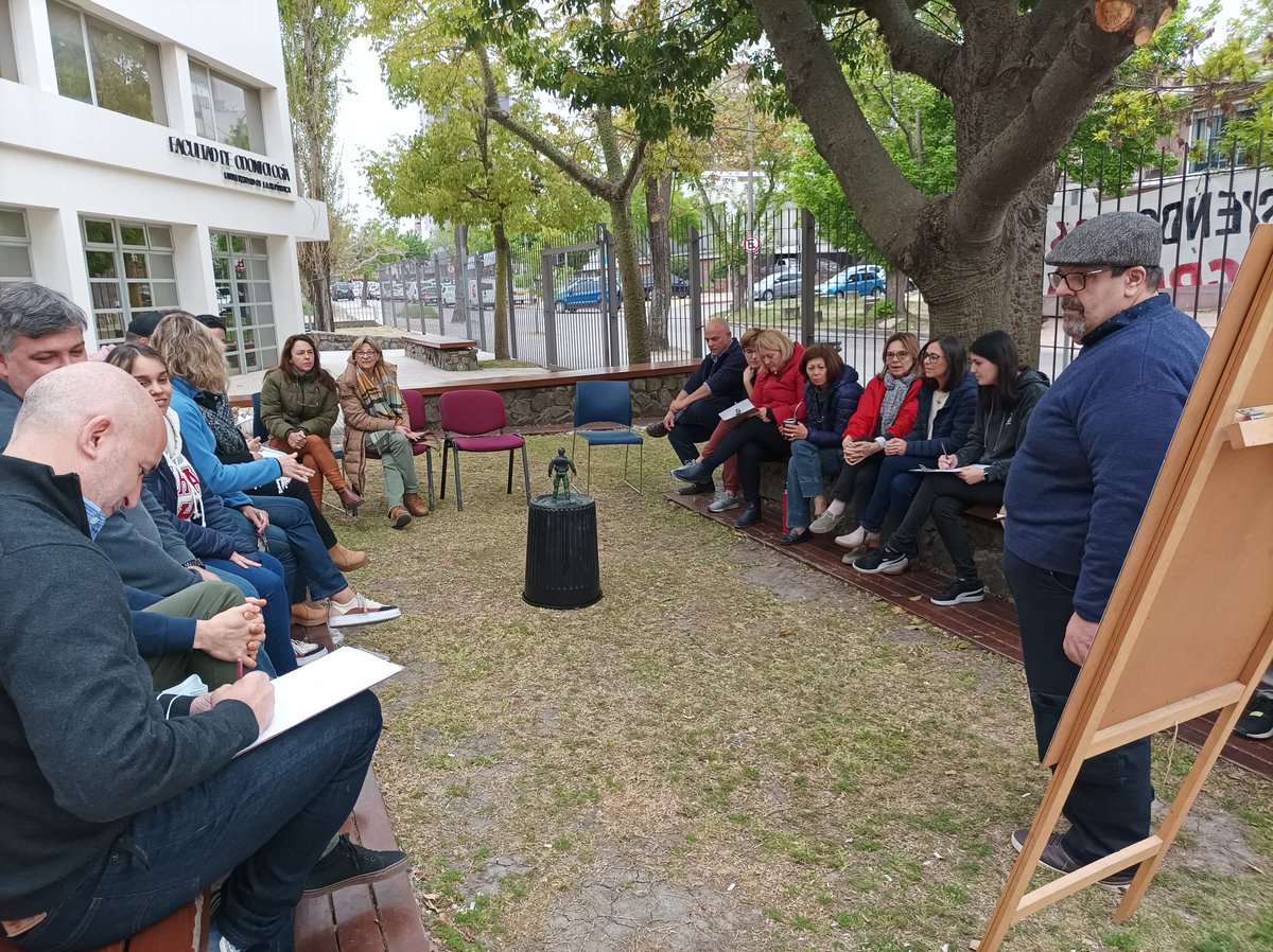 <a href="/ExtensionOdonto/">OdontoExtensión</a> en jornadas sobre "Extensión y Complejidad". <a href="/ceoudelar/">CEO UDELAR</a> <a href="/Udelaruy/">Universidad de la República</a> #NoNosDaLoMismo