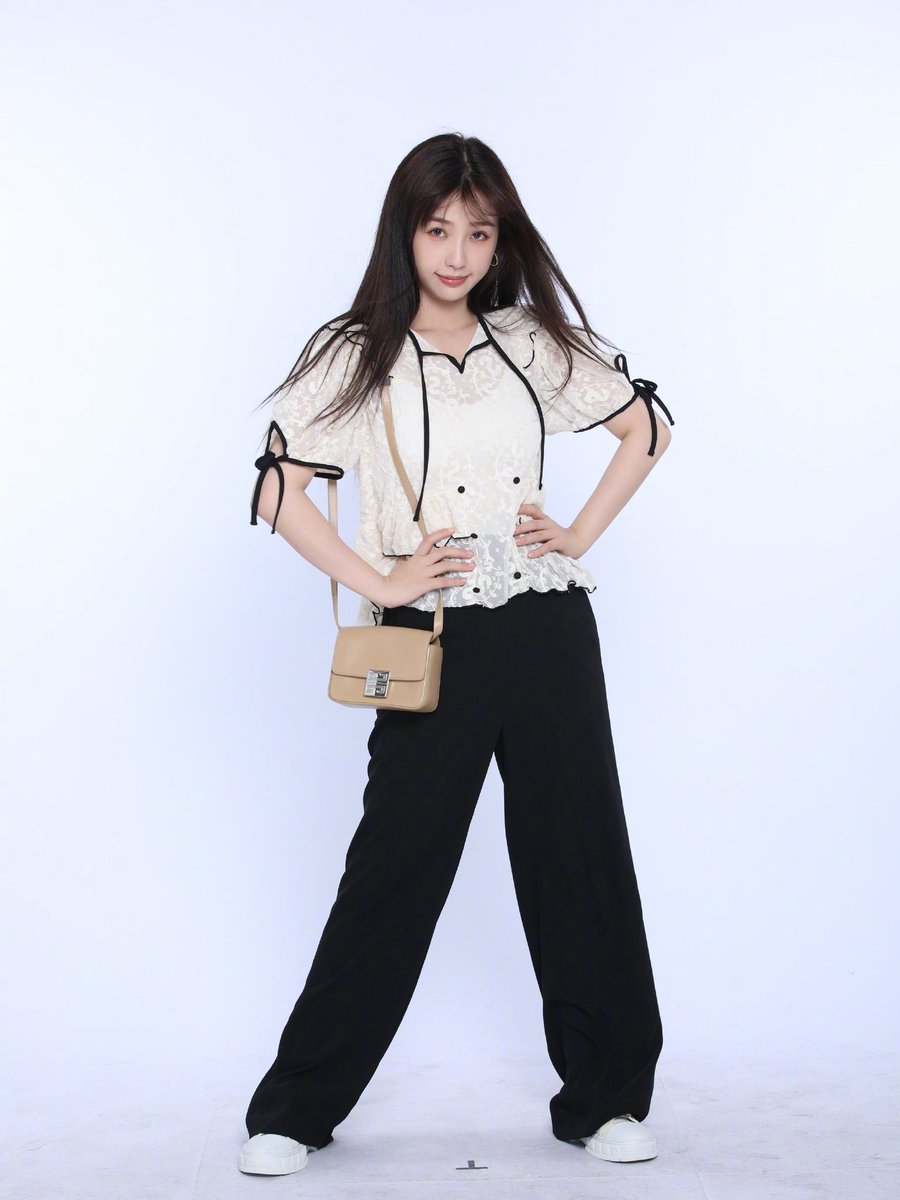 xiiangyuns's tweet photo. https://t.co/CTc7U5qlJt