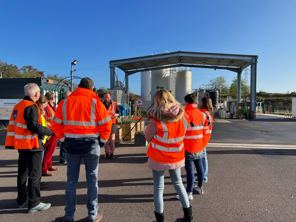 Un site de 2000m2 pour donner aux #biodechets de l’ouest francilien une 2eme vie 🔄 via : 
🔥La production de #biomethane
🌾Du digestat pour les cultures locales 

Merci <a href="/tryonfrance/">TRYON</a> pour la visite du site de <a href="/Les_Yvelines/">Les Yvelines</a> avec <a href="/grandparissud/">Grand Paris Sud</a>