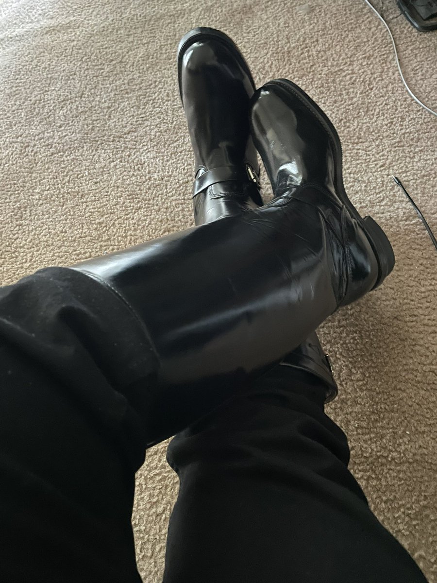 Shikotsu93 tweet media