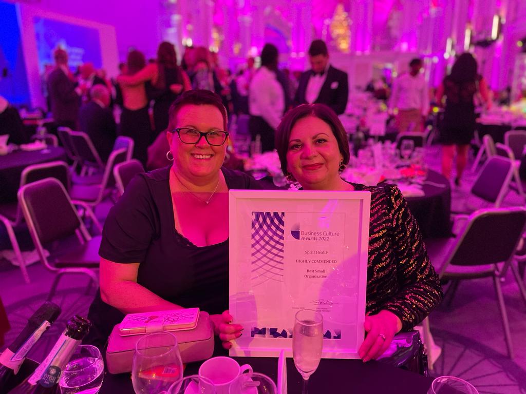 SpiritHealthUK's tweet photo. What a night! 🥂

"Immensely proud of the team for winning an award and a commendation at the @Bizcultureawds.

Special congratulations to Vanessa for winning #BusinessCulture Ambassador, you’re a wonderful asset to the family!"
@chrisbspirit

➡️ https://t.co/TfWbWOFlN5 #bcas22 https://t.co/6mqfa4a0Xk