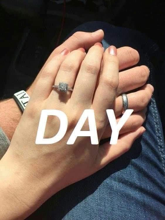 sosmedkeras's tweet photo. our day 🤍        and        night 🖤 https://t.co/cab9tGbcPe
